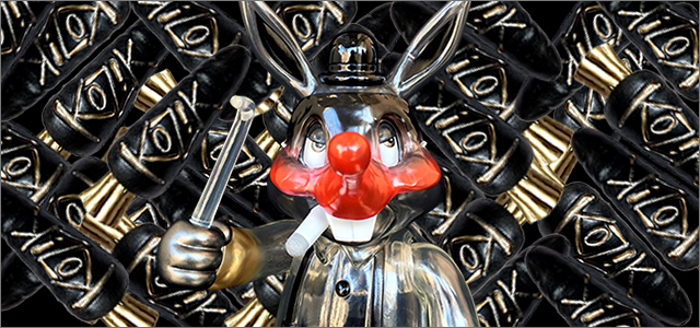 Frank Kozik x BlackBook Toy:A Clockwork Carrot Lil Alex 11インチフィギュア Darkness Edition