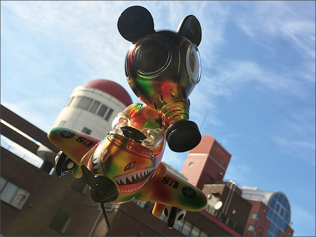 Ron English x BlackBook Toy( ロン・イングリッシュ)　Mousemask Murphy in Airplane Autumn Stealth Camo edition