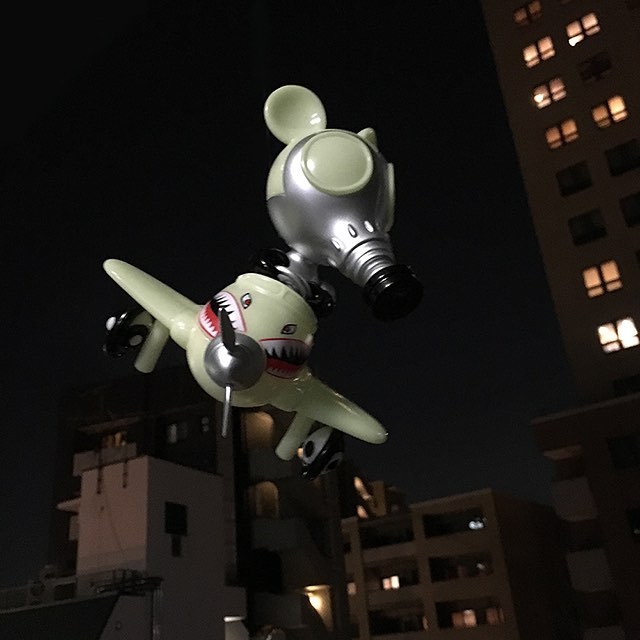 Ron English x BlackBook Toy( ロン・イングリッシュ)　Mousemask Murphy in Airplane Night Raid edition