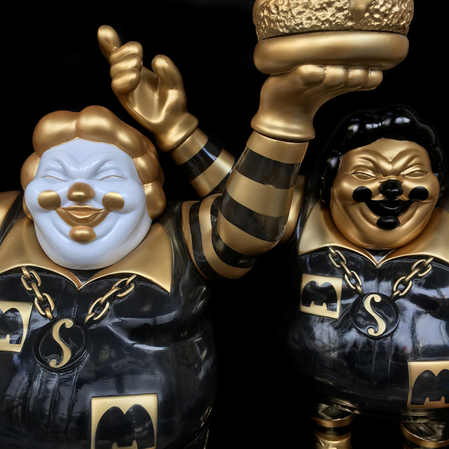 Ron English x BlackBook Toy( ロン・イングリッシュ):EVIL MC 16インチフィギュア Golden Boy