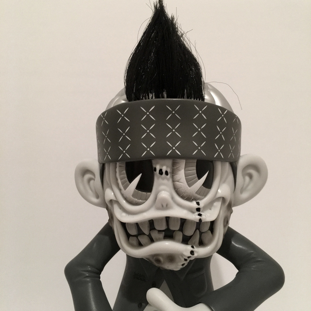 Suicidal Tendencies x BlackBook Toy（スイサイダル・テンデンシーズ）　SKUM-kun 10インチフィギュア Mono edition