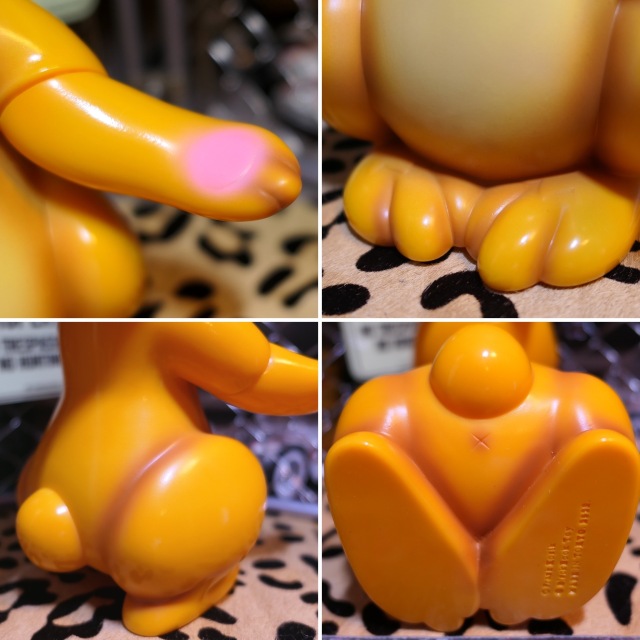 [Pre-Order] Frank Kozik x BlackBook Toy:Bong Bunny OG edition