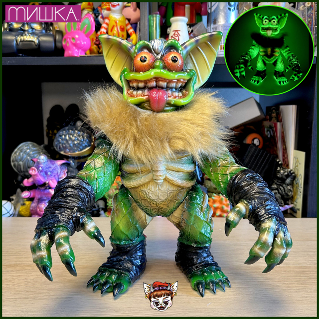 BlackBook Toy ソフビ　蓄光 BlackBook Toyオフィシャルオンラインショップ